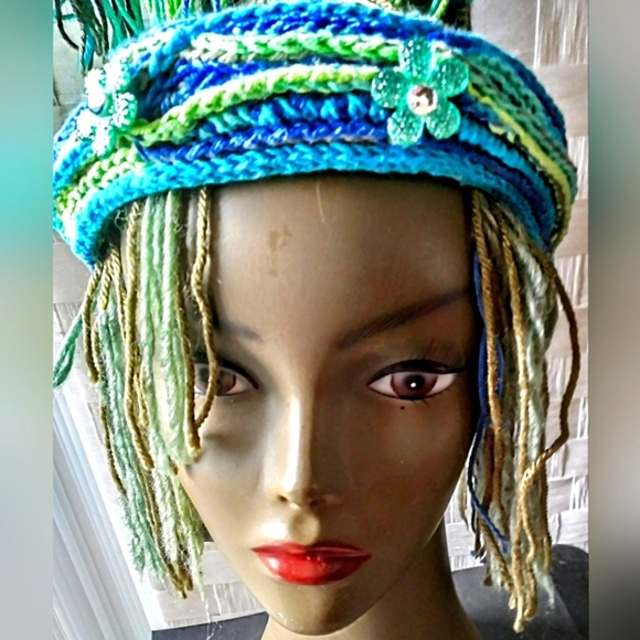 NWT BoKnitArt Collection's Artisanal Hair Ornament - Picture 1 of 8